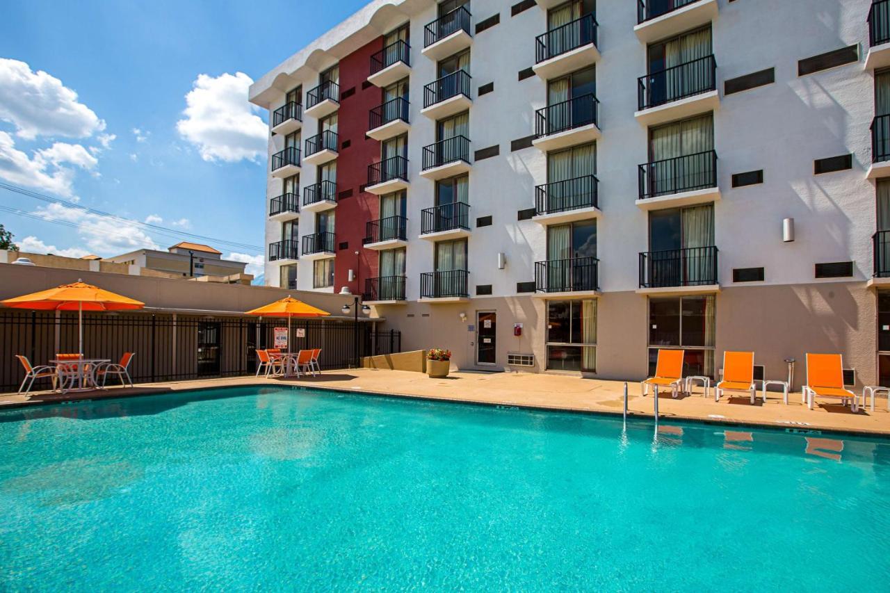 Hotel 6-atlanta, Ga - Atlanta Airport 2*